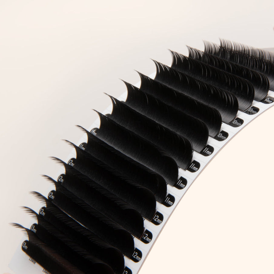 Classic Chelsea Lashes 0.20